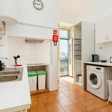 4Br Lisbon Apartament - Excellent Location - New Mattresses! Buitenkant foto