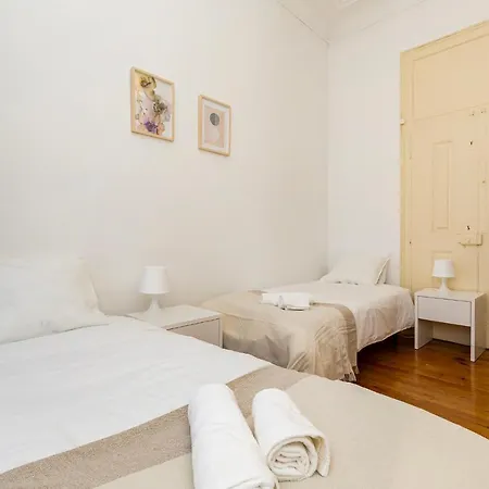 4Br Lisbon Apartament - Excellent Location - New Mattresses! Buitenkant foto