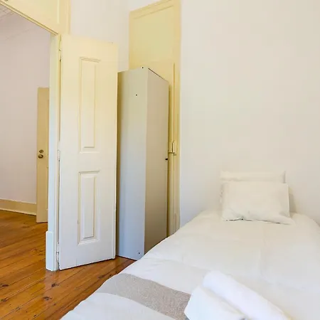 4Br Lisbon Apartament - Excellent Location - New Mattresses! Buitenkant foto